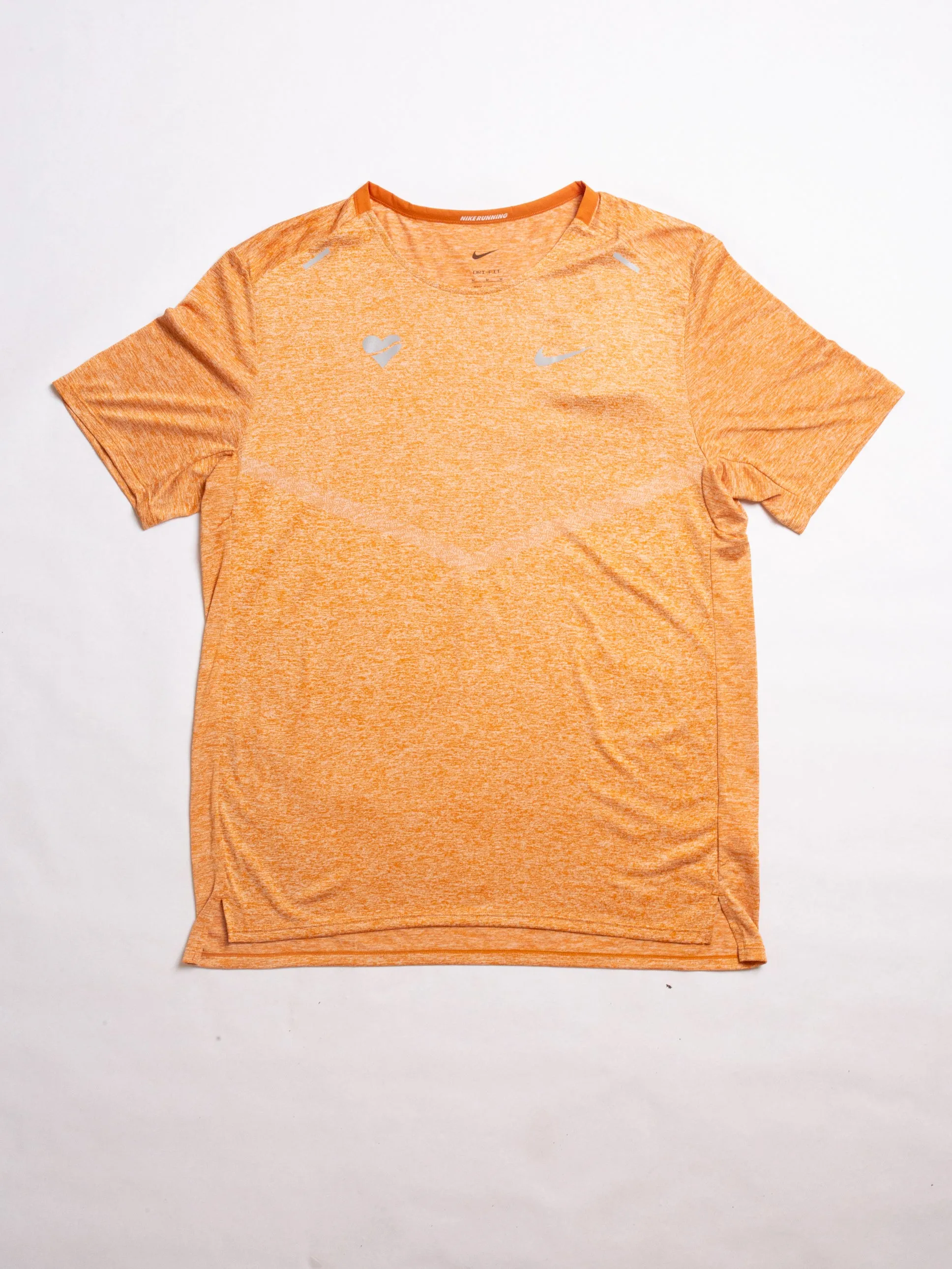 Nike Men's Dri-FIT Rise 365 Short-Sleeve Tee