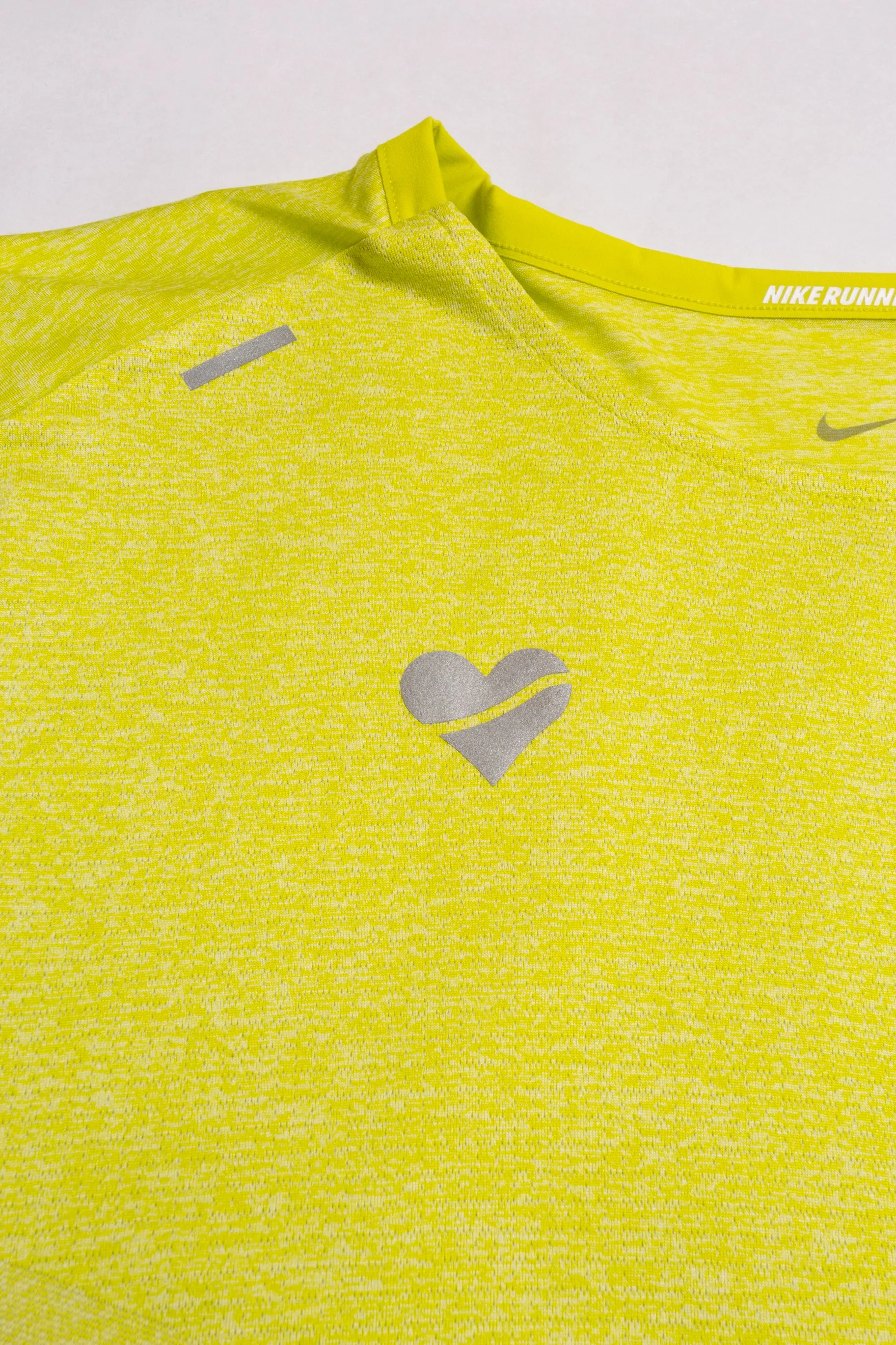 Nike Men's Dri-FIT Rise 365 Short-Sleeve Tee