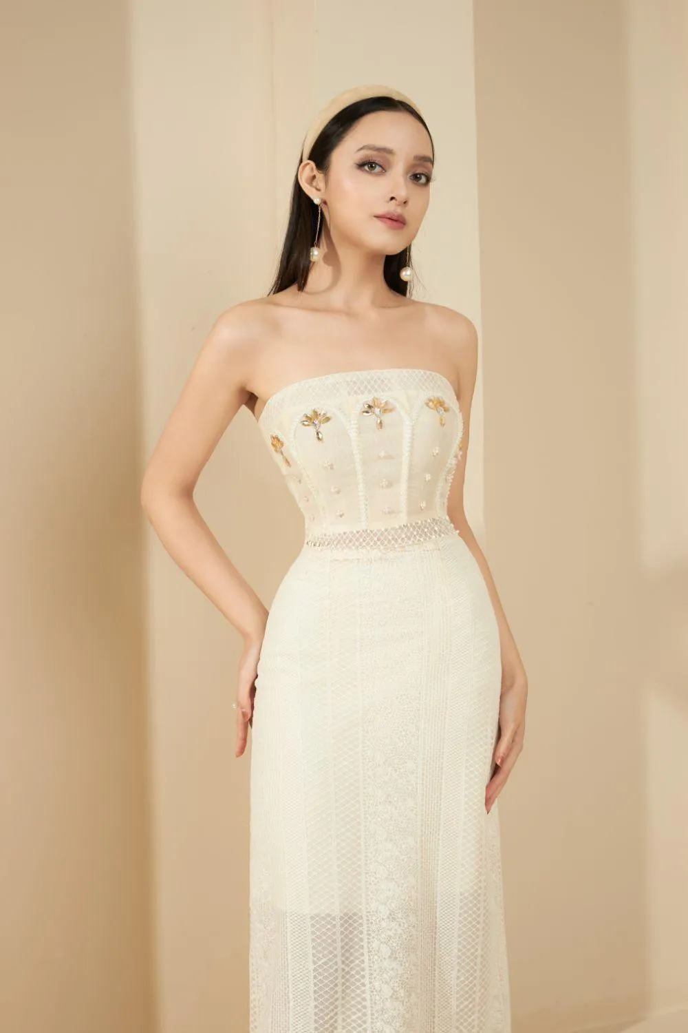 Sibbett Strapless See-Through Lace Maxi Dress